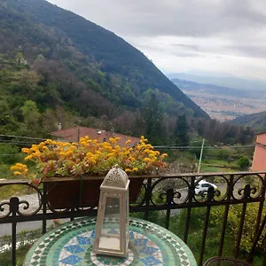 casa-marcella.hotelitalianriviera.com/